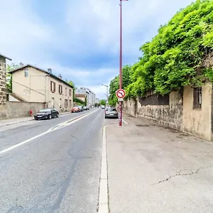 The Buisset Cozy 4-person In La Mulatiere
